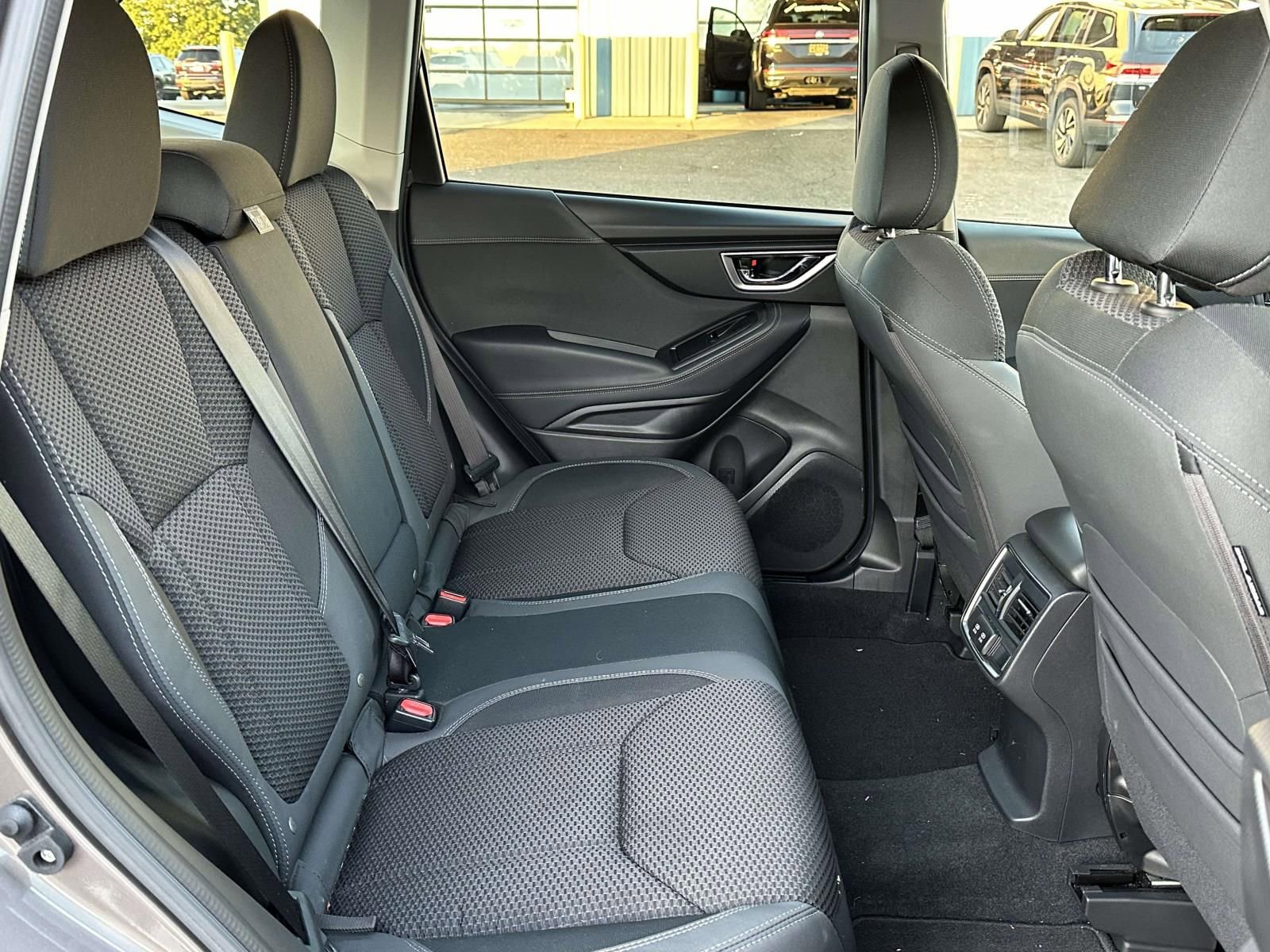 Used 2023 Subaru Forester Premium image 14