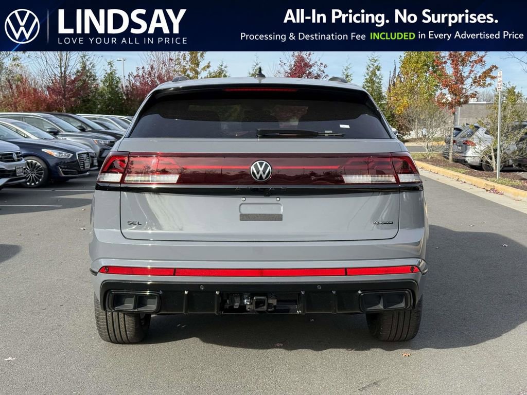 New 2026 Volkswagen Atlas Cross Sport SEL R-Line image 4
