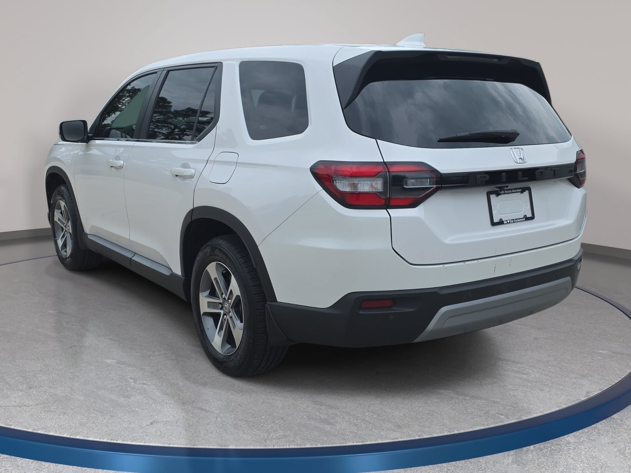 Certified 2024 Honda Pilot EX-L image 8