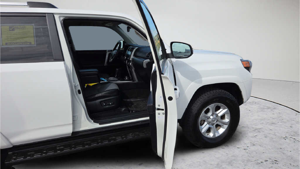 Used 2021 Toyota 4Runner SR5 Premium AWD/4WD image 39