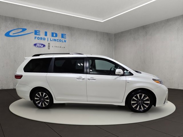 Used 2019 Toyota Sienna Limited Premium image 5