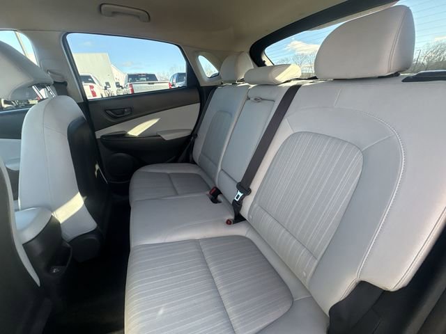 Used 2023 Hyundai Kona SEL image 26