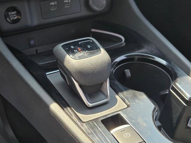 Certified 2025 Nissan Rogue SL w/ SL Premium Package image 24