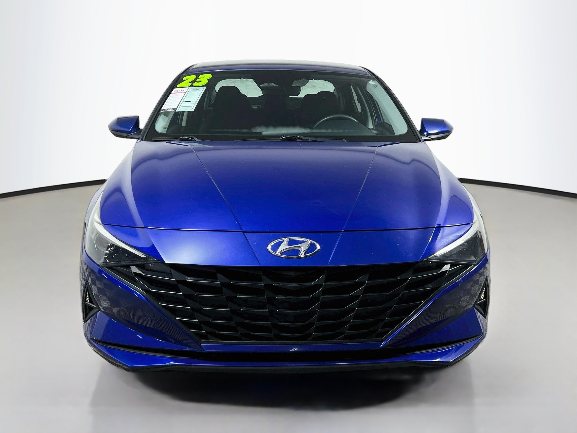 Used 2023 Hyundai Elantra SE FWD image 11