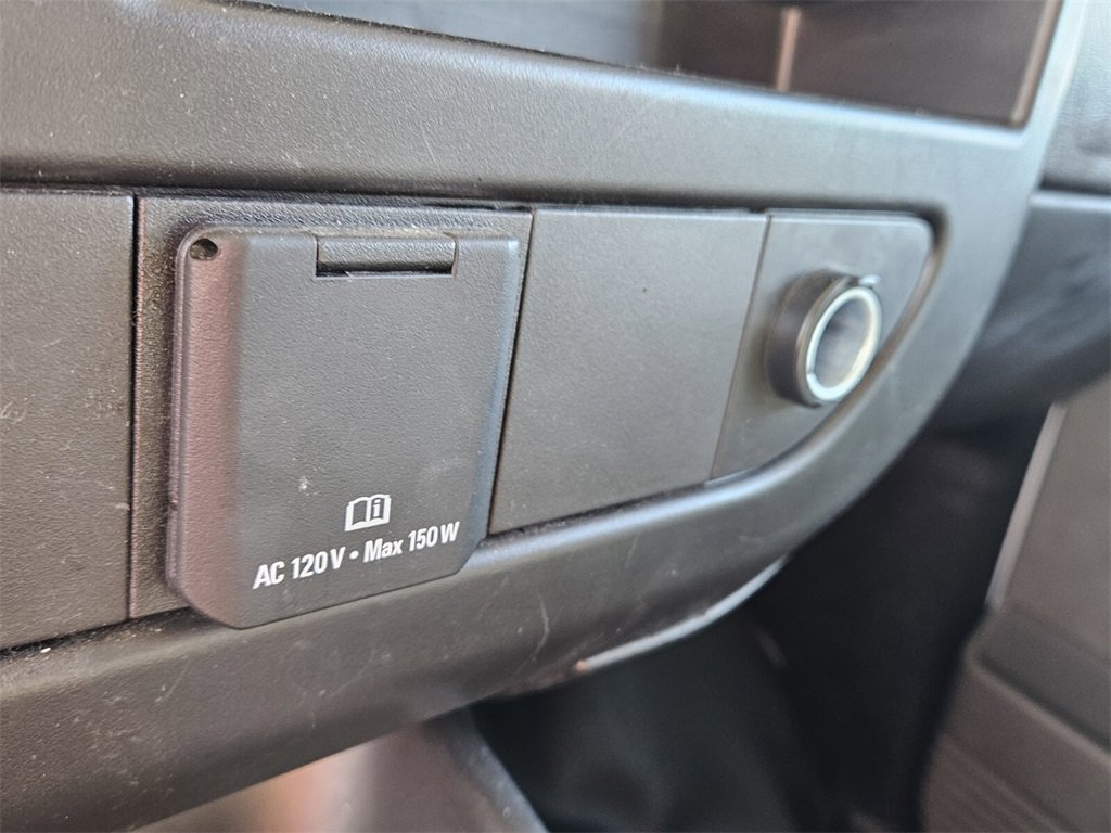 Used 2023 GMC Savana 2500 w/ Driver Convenience Package image 21