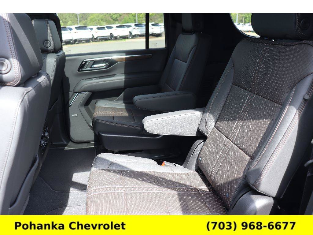 New 2026 Chevrolet Suburban High Country AWD/4WD image 29