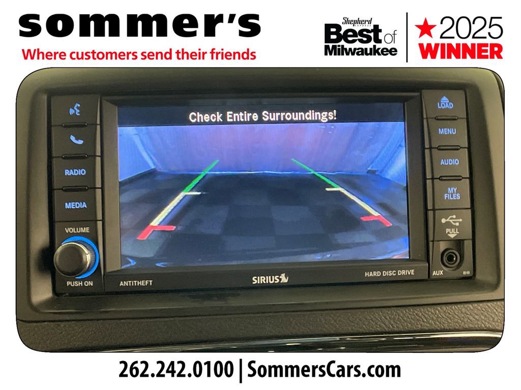 Used 2018 Dodge Grand Caravan SE image 18