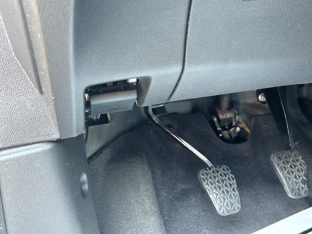 Used 2015 Ford Fiesta SE image 22