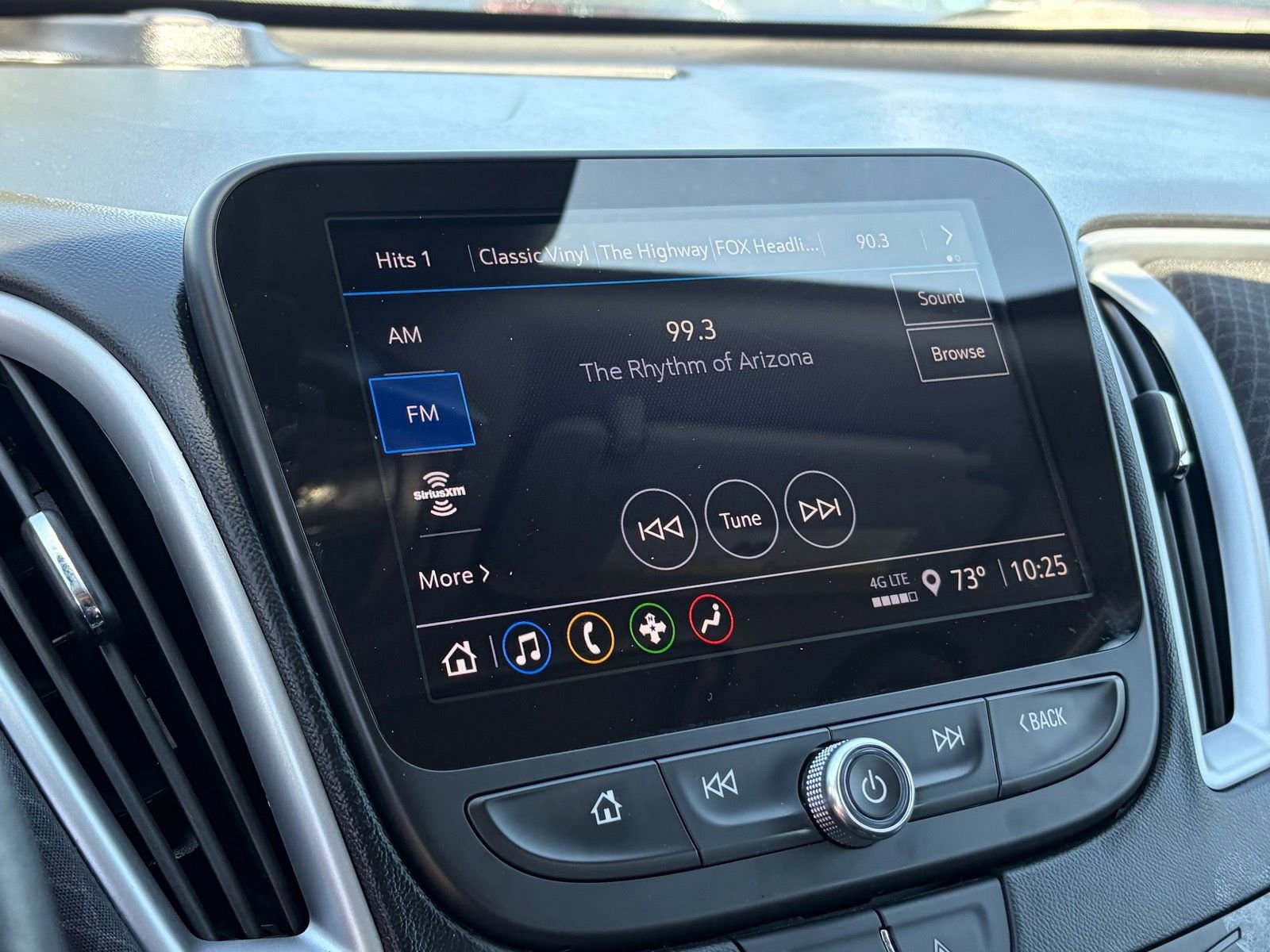 Used 2023 Chevrolet Malibu LT FWD image 19