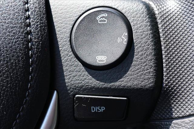 Used 2015 Toyota Corolla LE FWD image 16