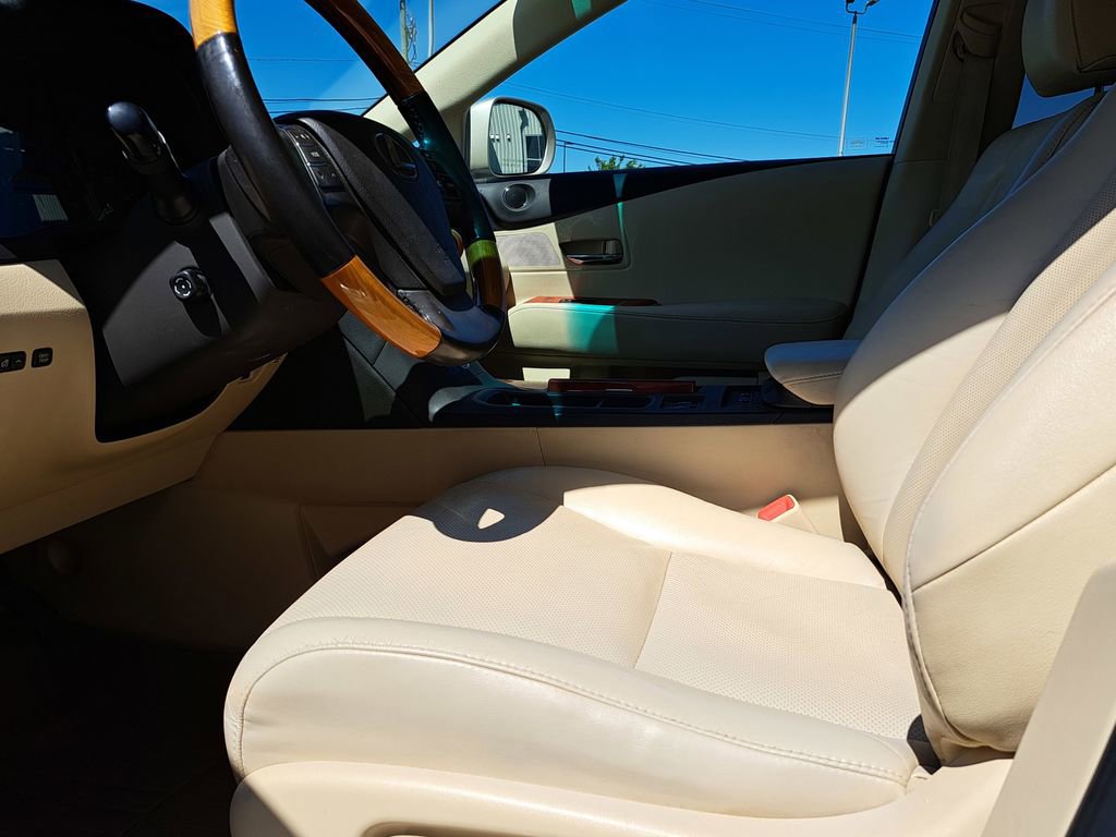 Used 2011 Lexus RX 350 AWD w/ Premium Pkg image 12
