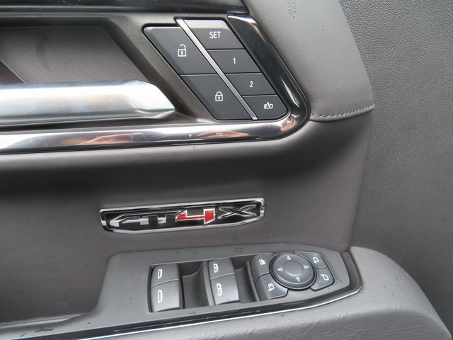 Used 2024 GMC Sierra 1500 AT4X image 12