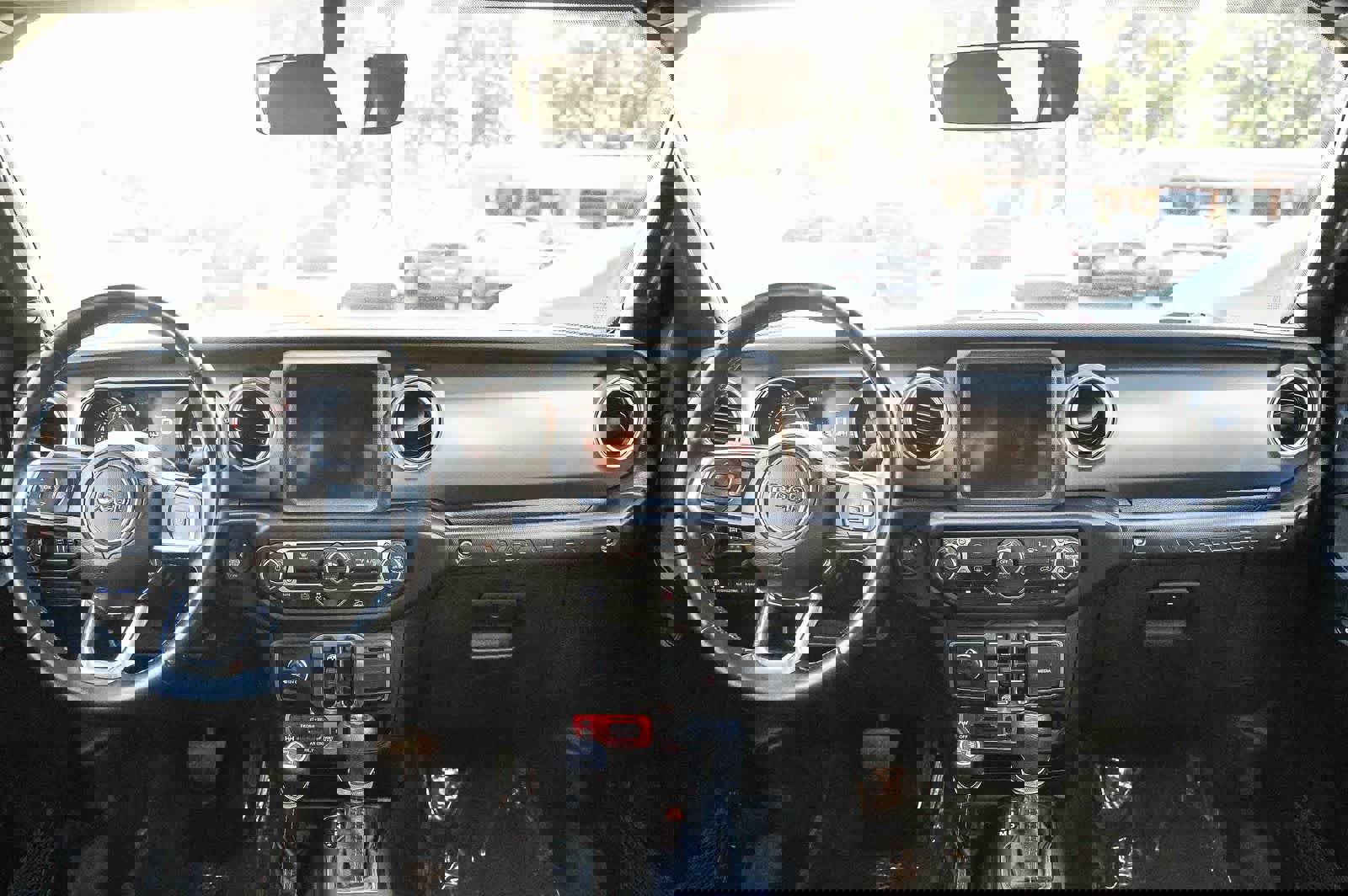 Used 2021 Jeep Wrangler Unlimited Rubicon 4xe image 9