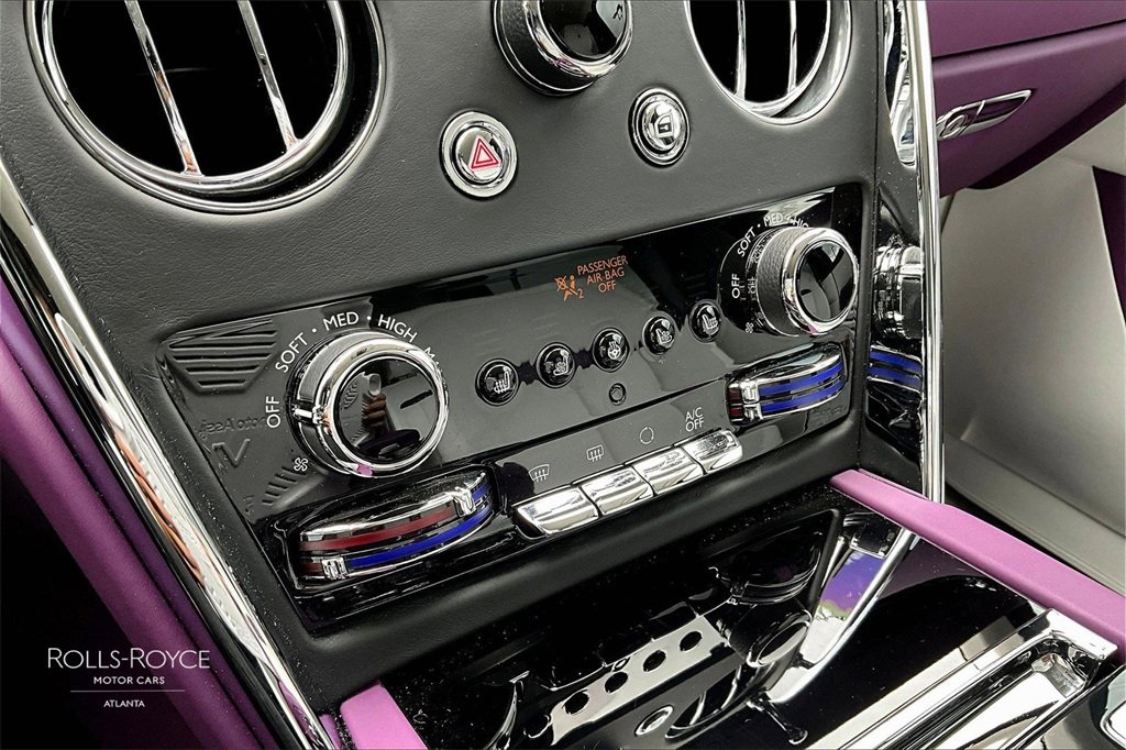 Certified 2025 Rolls-Royce Cullinan image 29