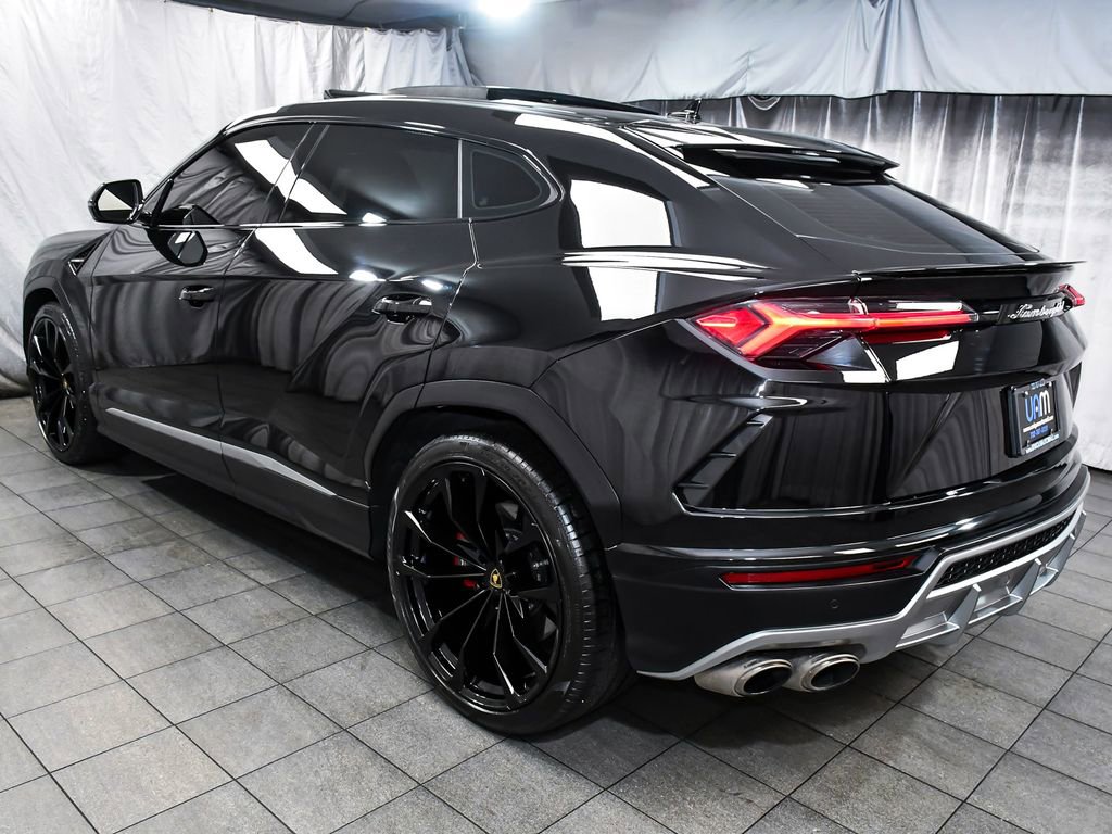 Used 2022 Lamborghini Urus AWD/4WD image 4