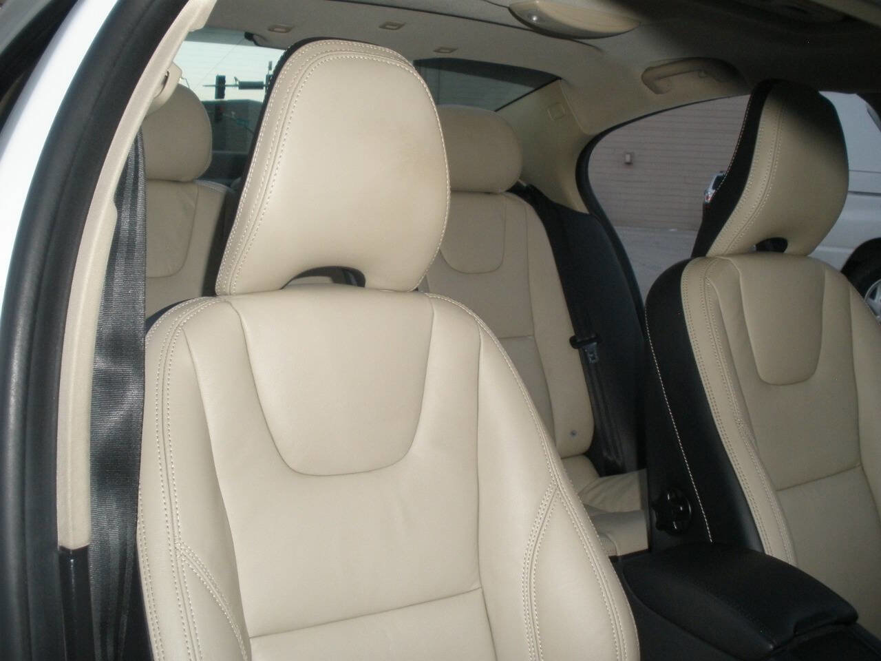 Used 2013 Volvo S60 T5 image 30