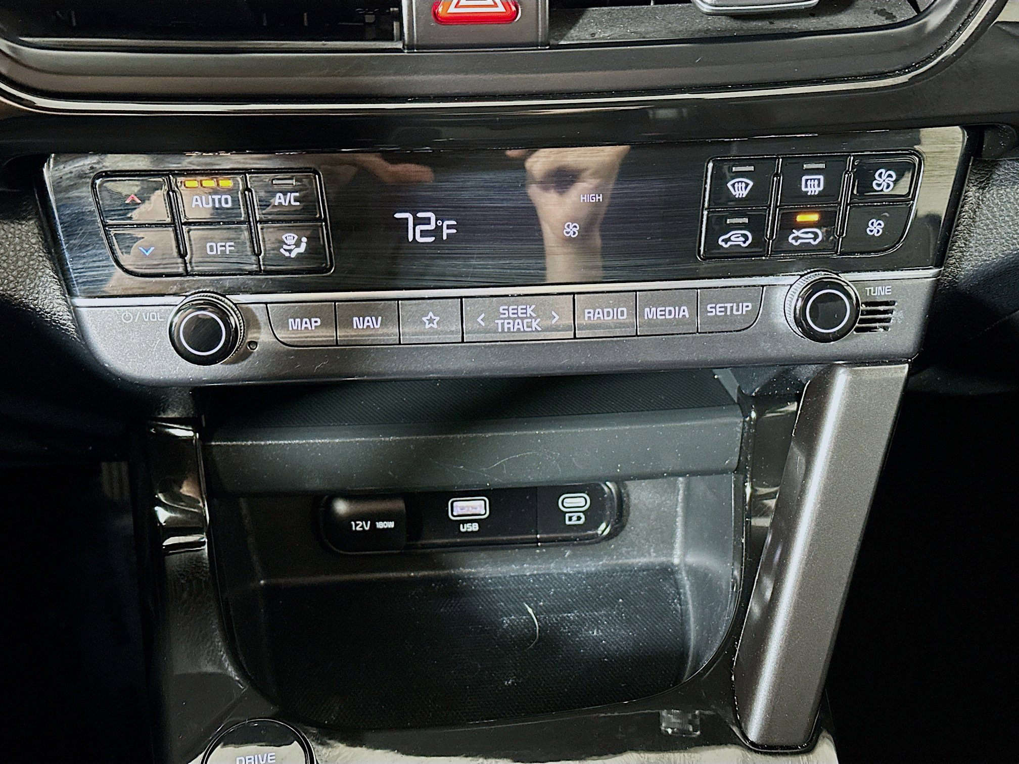 Certified 2024 Kia Seltos S AWD/4WD image 16