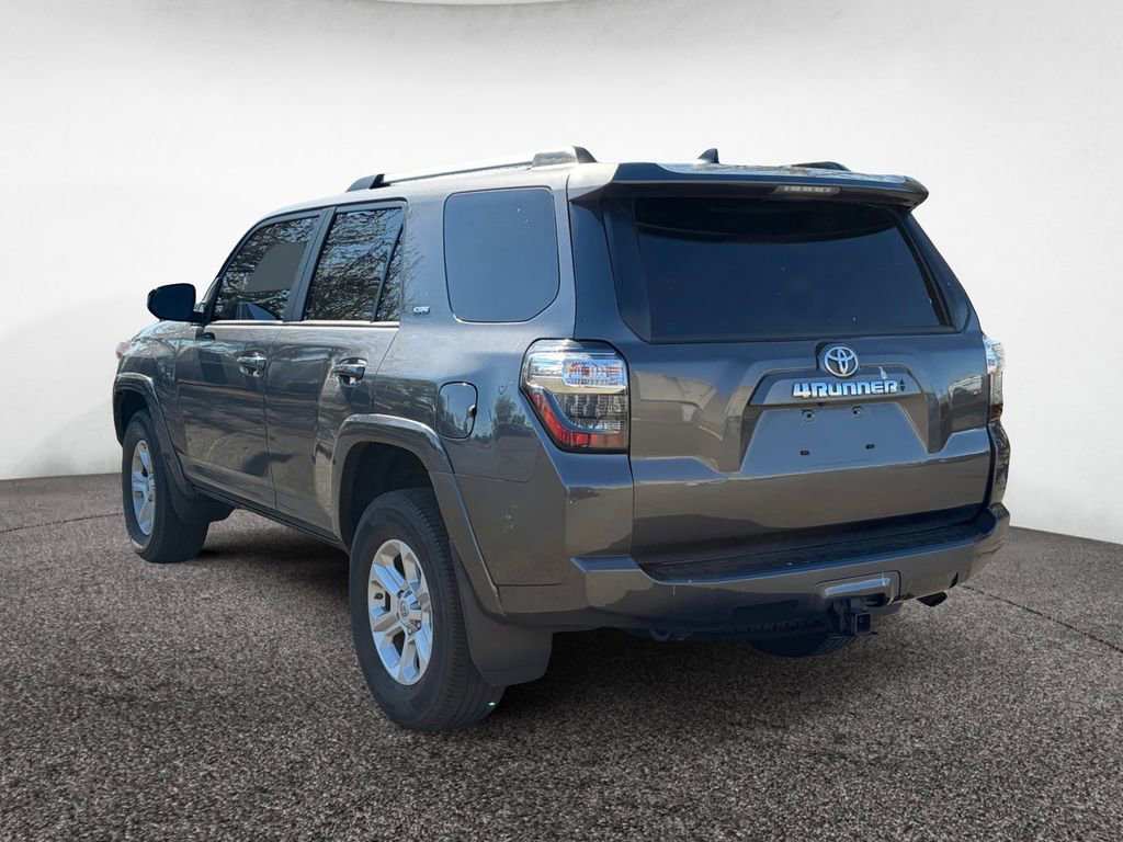 Used 2021 Toyota 4Runner SR5 AWD/4WD image 3