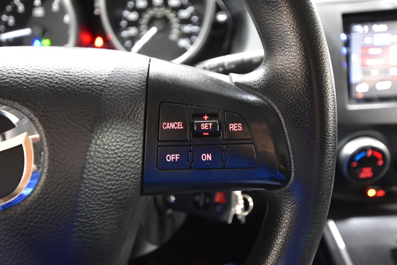 Used 2014 MAZDA MAZDA5 Sport FWD image 13