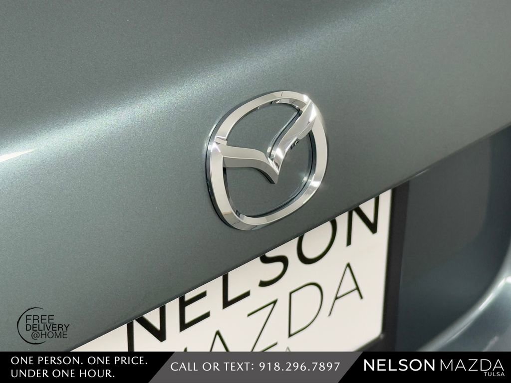 Used 2013 MAZDA MX-5 Miata Sport image 17