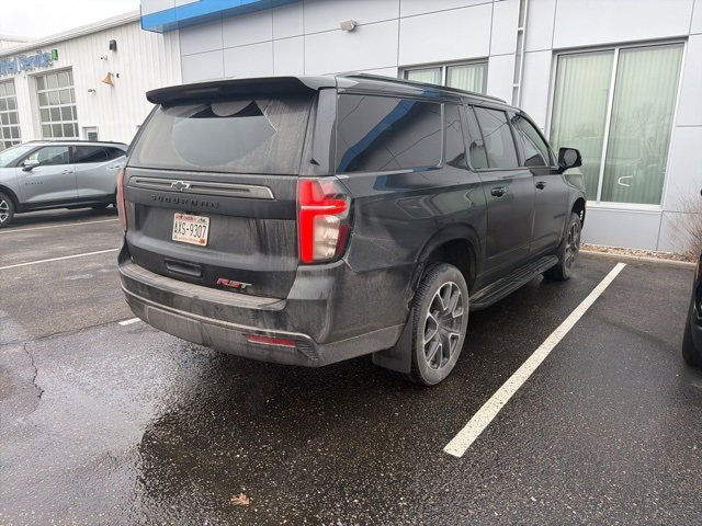 Used 2021 Chevrolet Suburban RST w/ Luxury Package image 3