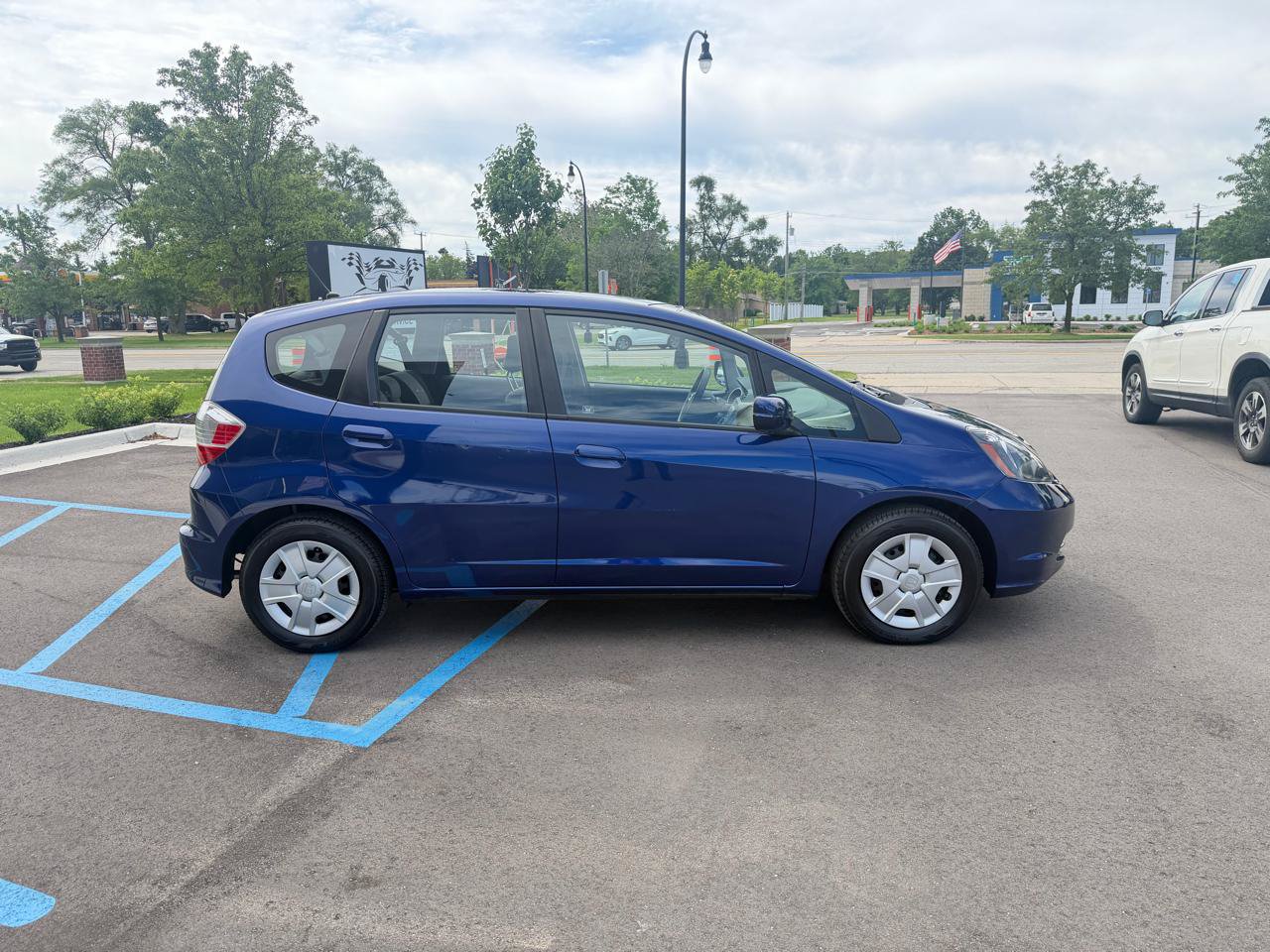Used 2012 Honda Fit image 4