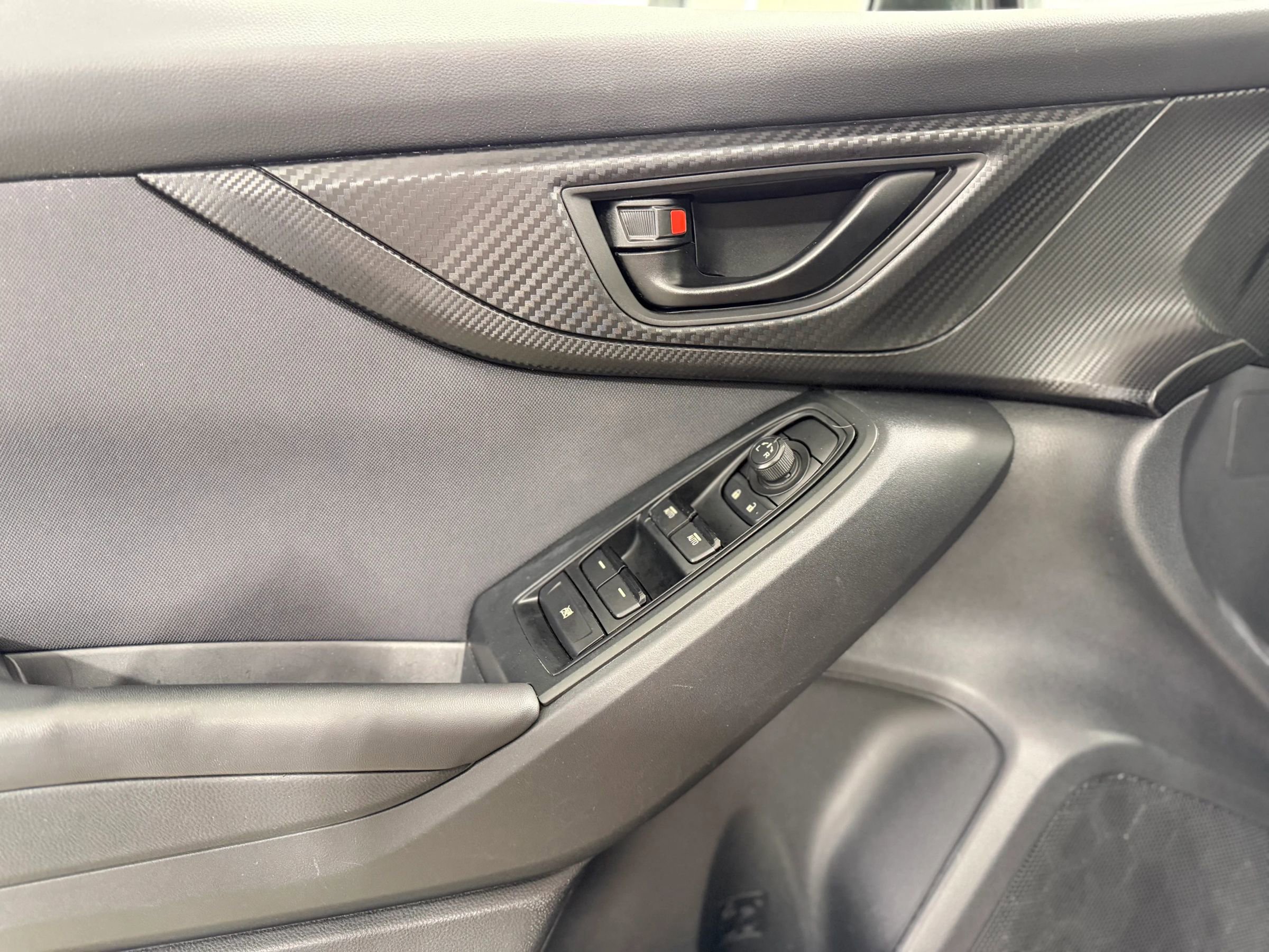 Used 2019 Subaru Crosstrek 2.0i Premium AWD/4WD image 12