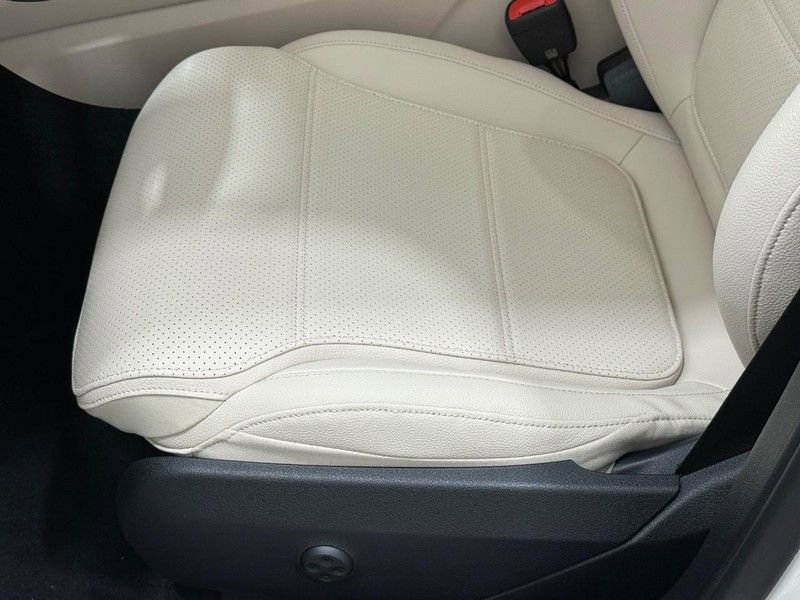 New 2026 Mercedes-Benz GLC 300 4MATIC image 16