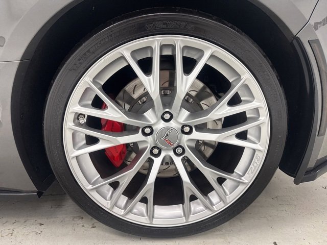 Used 2016 Chevrolet Corvette Z06 w/ 2LZ Preferred Equipment Group image 34
