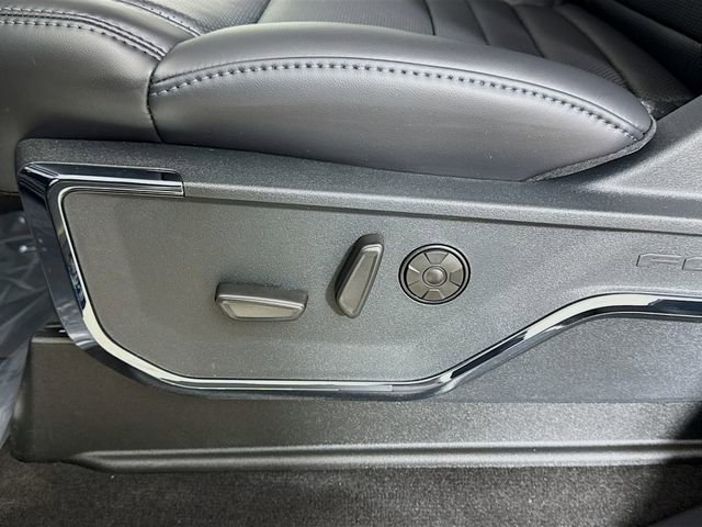 New 2026 Ford F350 Platinum image 20