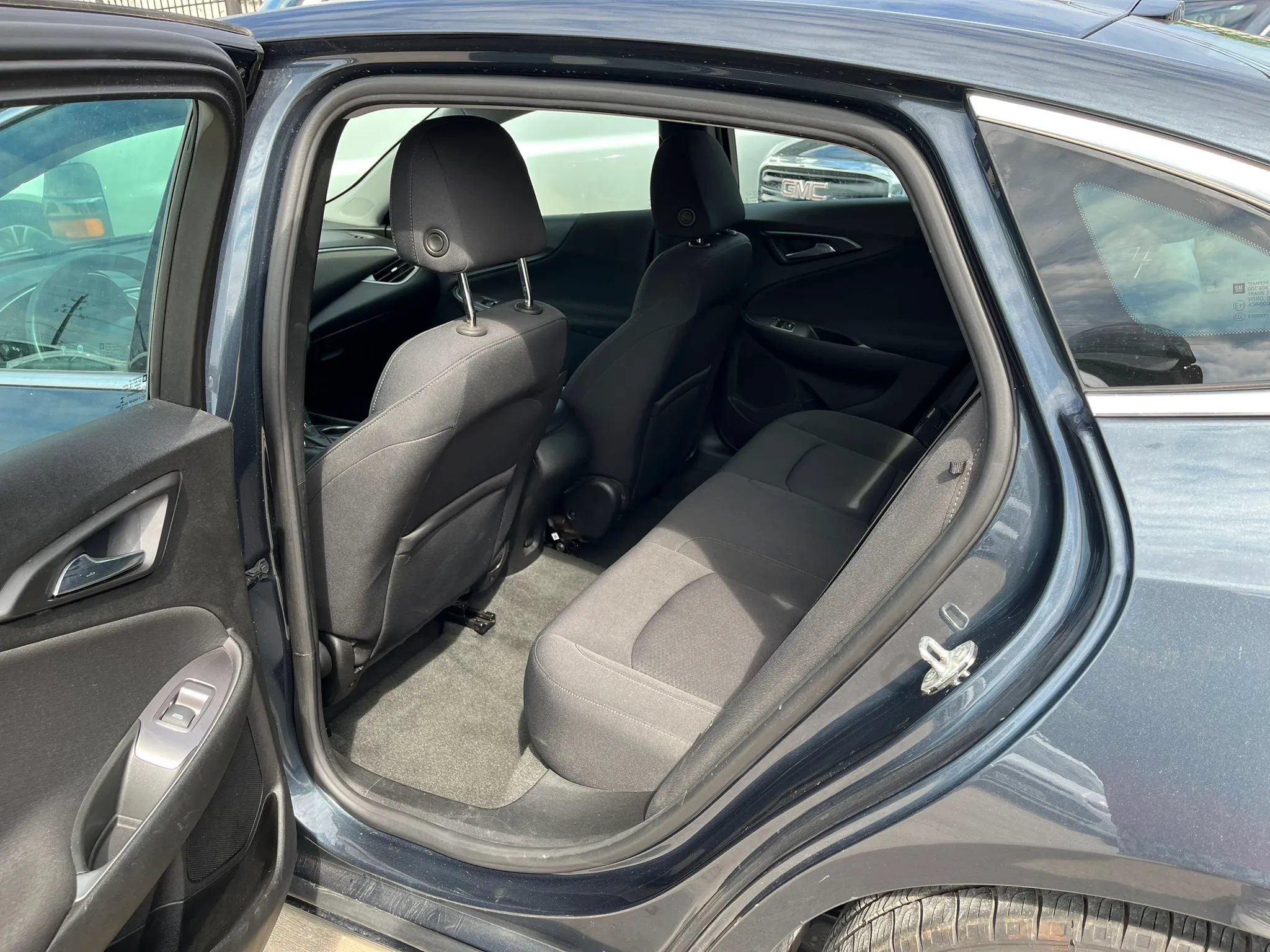 Used 2020 Chevrolet Malibu LS FWD image 27