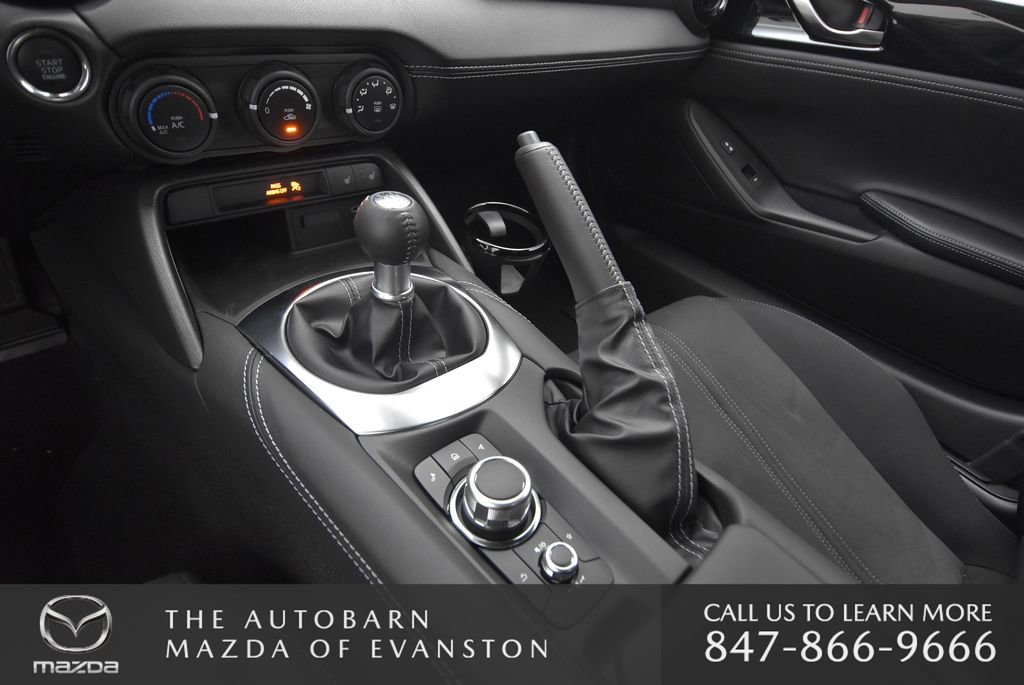 New 2025 MAZDA MX-5 Miata Club w/ Weather Package image 32