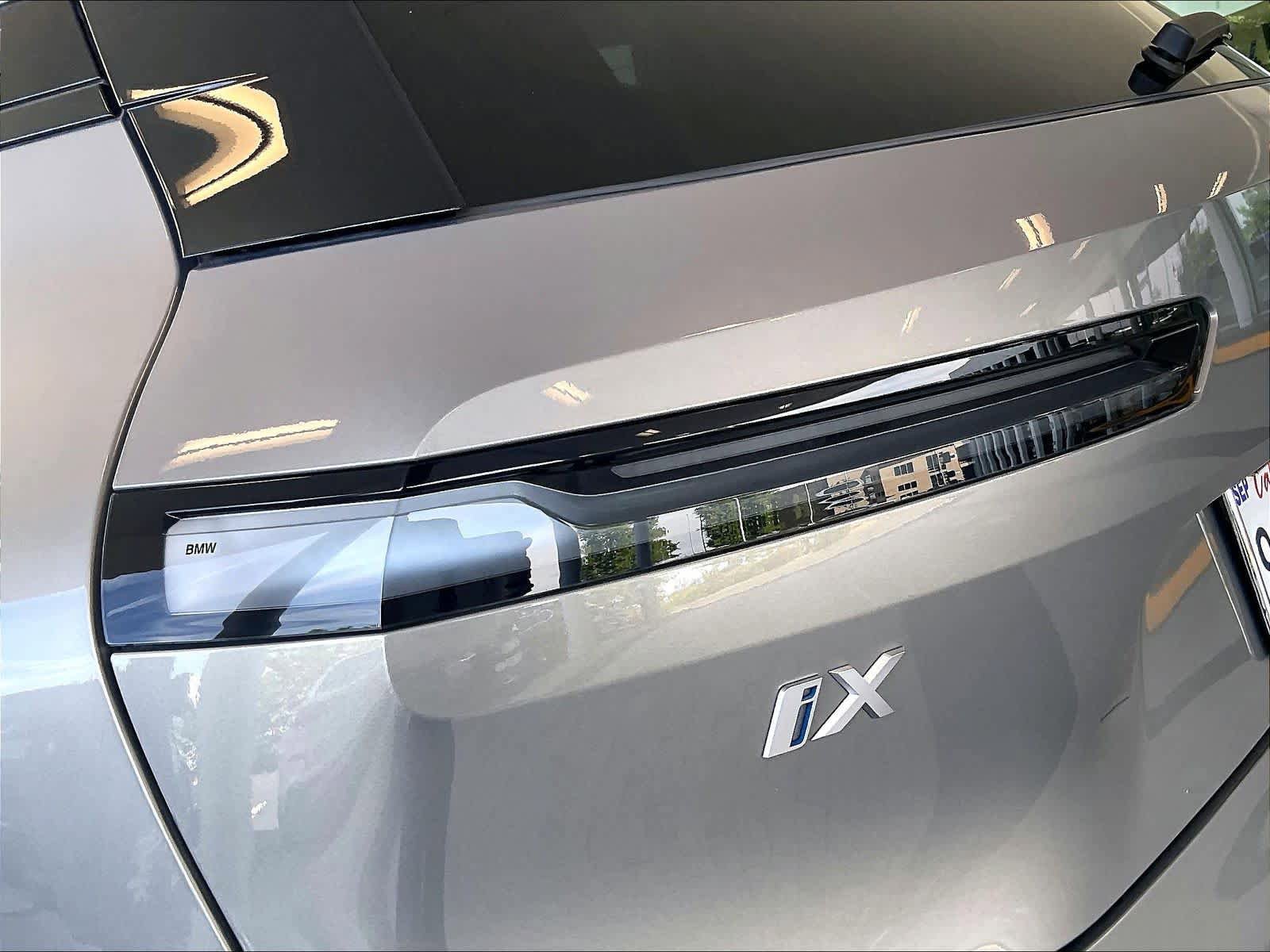Used 2024 BMW iX xDrive50 w/ Sport Package image 30