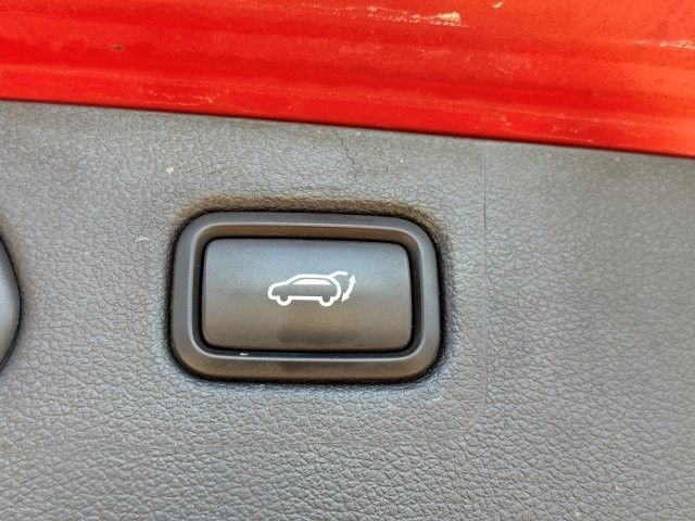 Used 2021 Hyundai Tucson Limited w/ Cargo Package AWD/4WD image 19