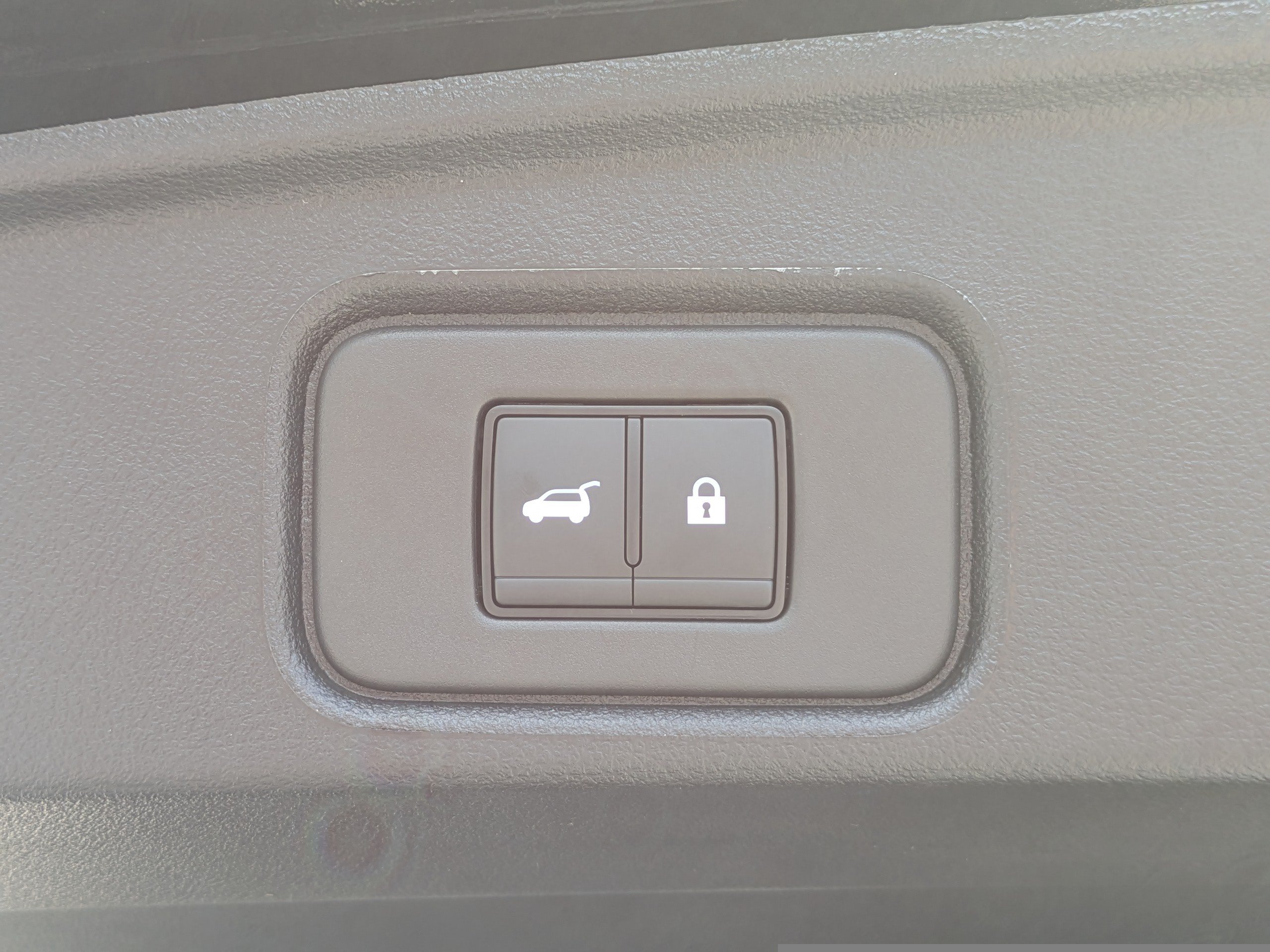 New 2026 Nissan Pathfinder SL FWD image 14