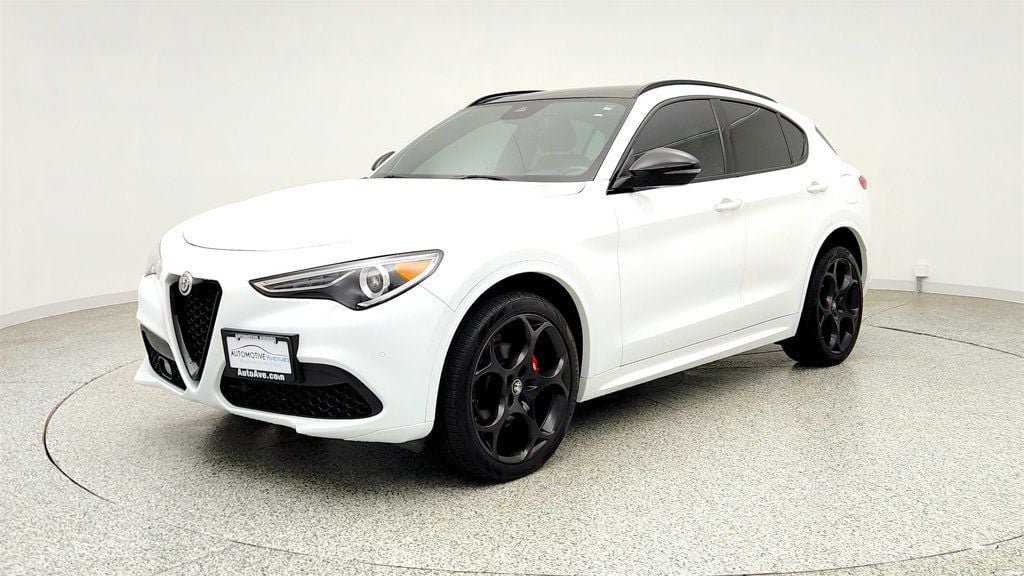Used 2023 Alfa Romeo Stelvio Veloce AWD/4WD image 1