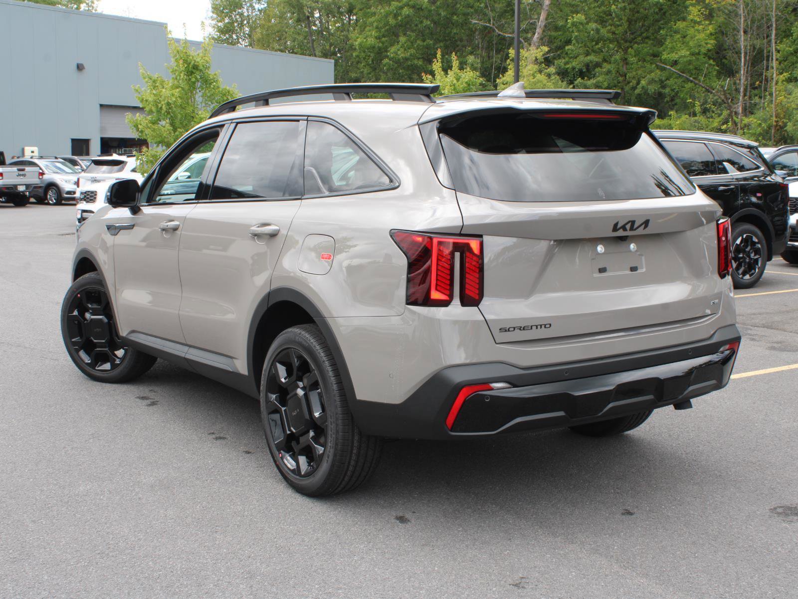 New 2026 Kia Sorento SX image 7