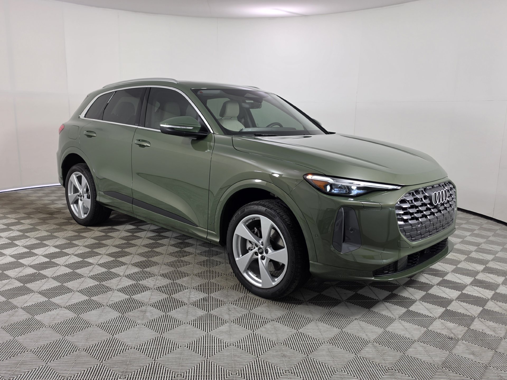 Certified 2025 Audi Q5 Premium Plus