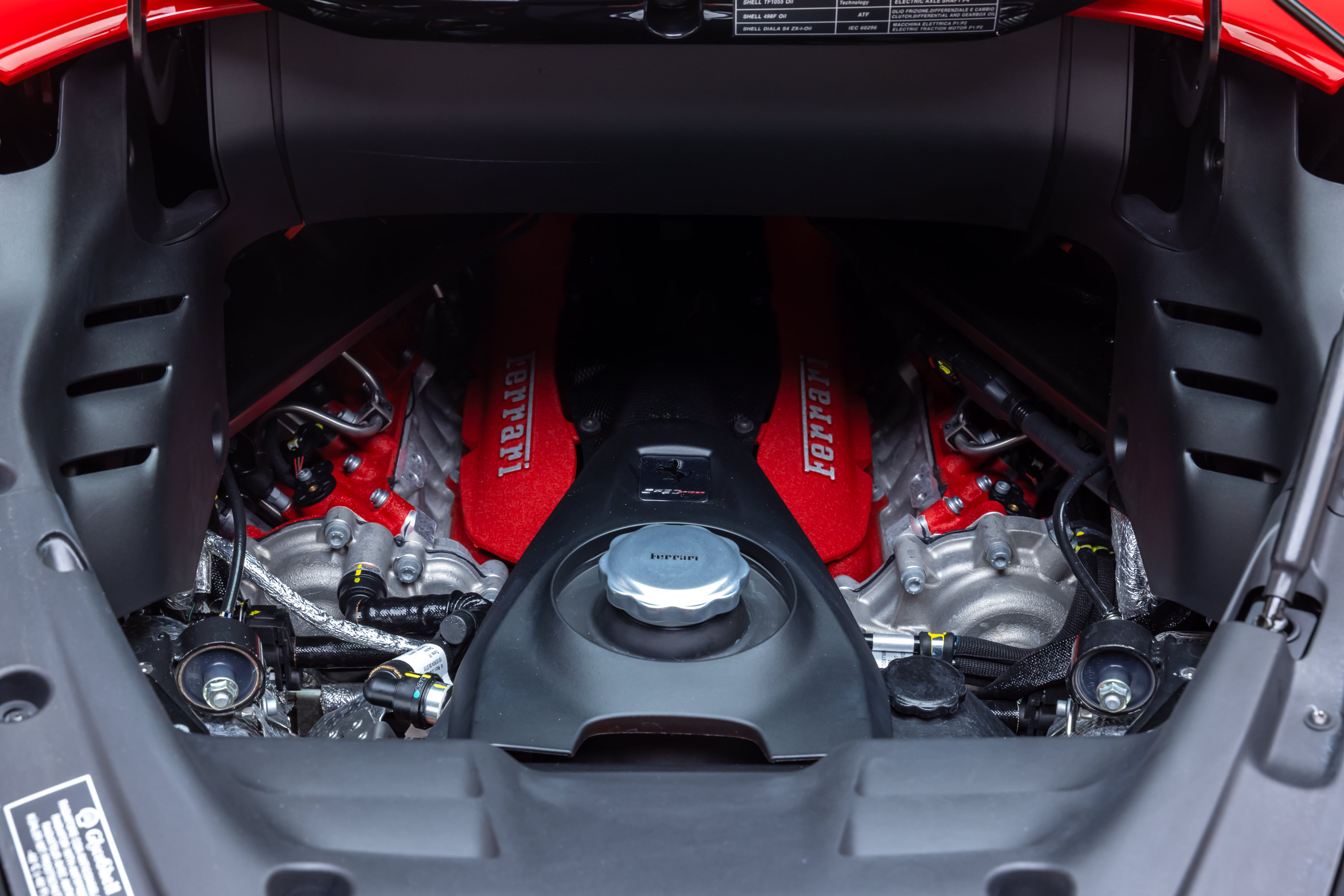 Certified 2025 Ferrari SF90 Spider AWD/4WD image 39