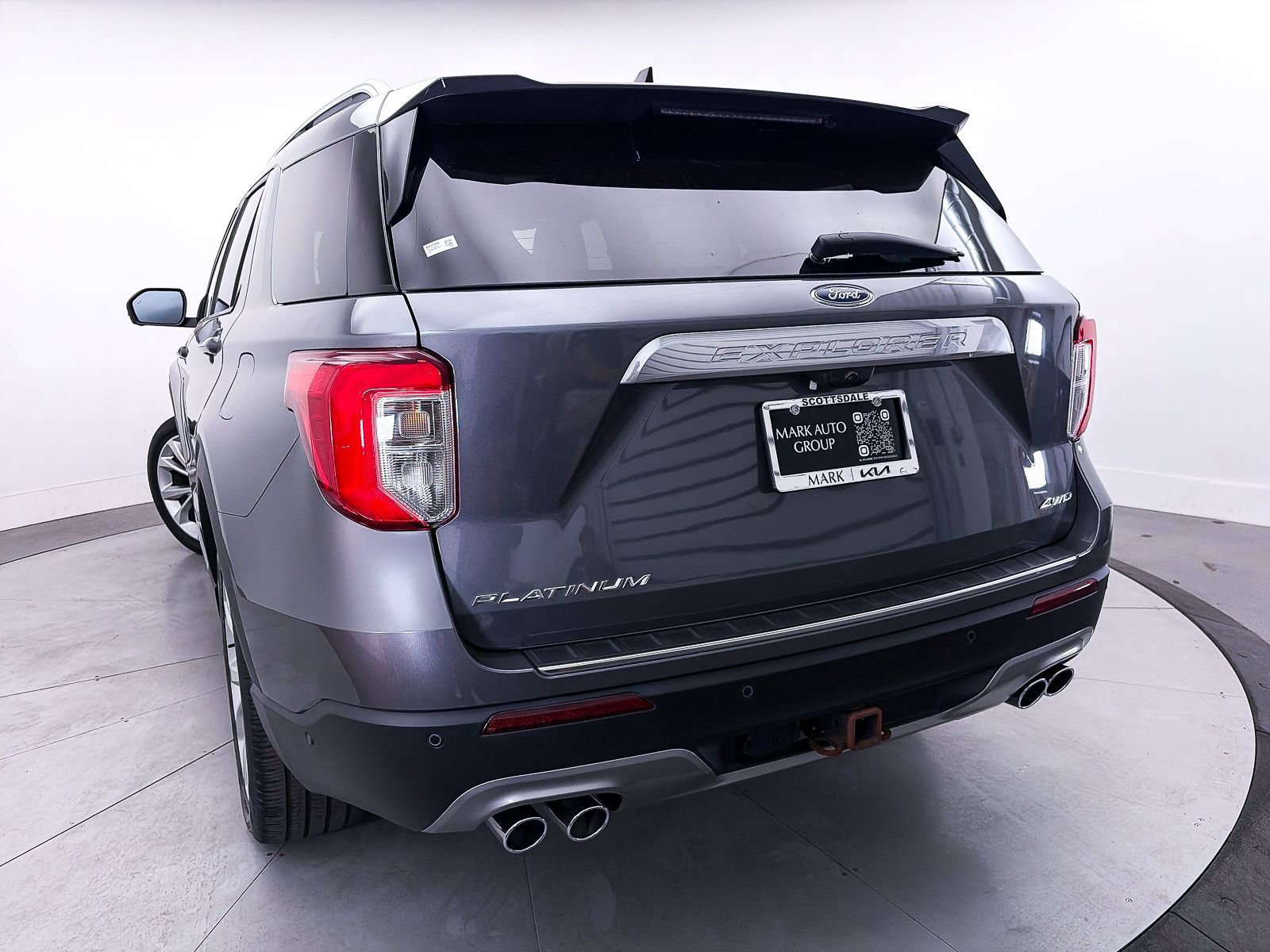 Used 2021 Ford Explorer Platinum w/ Equipment Group 601A AWD/4WD image 11