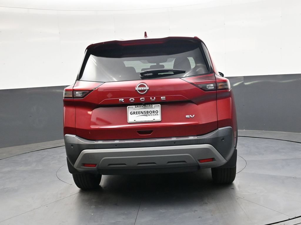 Used 2022 Nissan Rogue SV FWD image 4