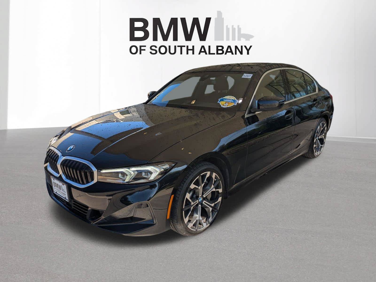 Used 2026 BMW 330i xDrive Sedan w/ Premium Package AWD/4WD image 5