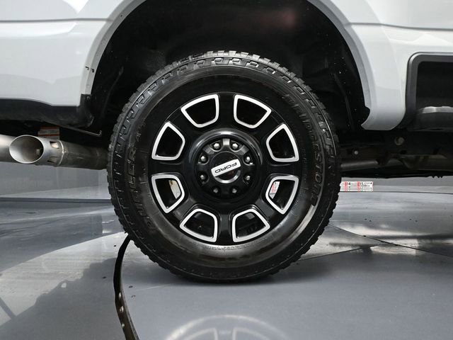 Used 2025 Ford F250 Platinum w/ FX4 Off-Road Package image 15