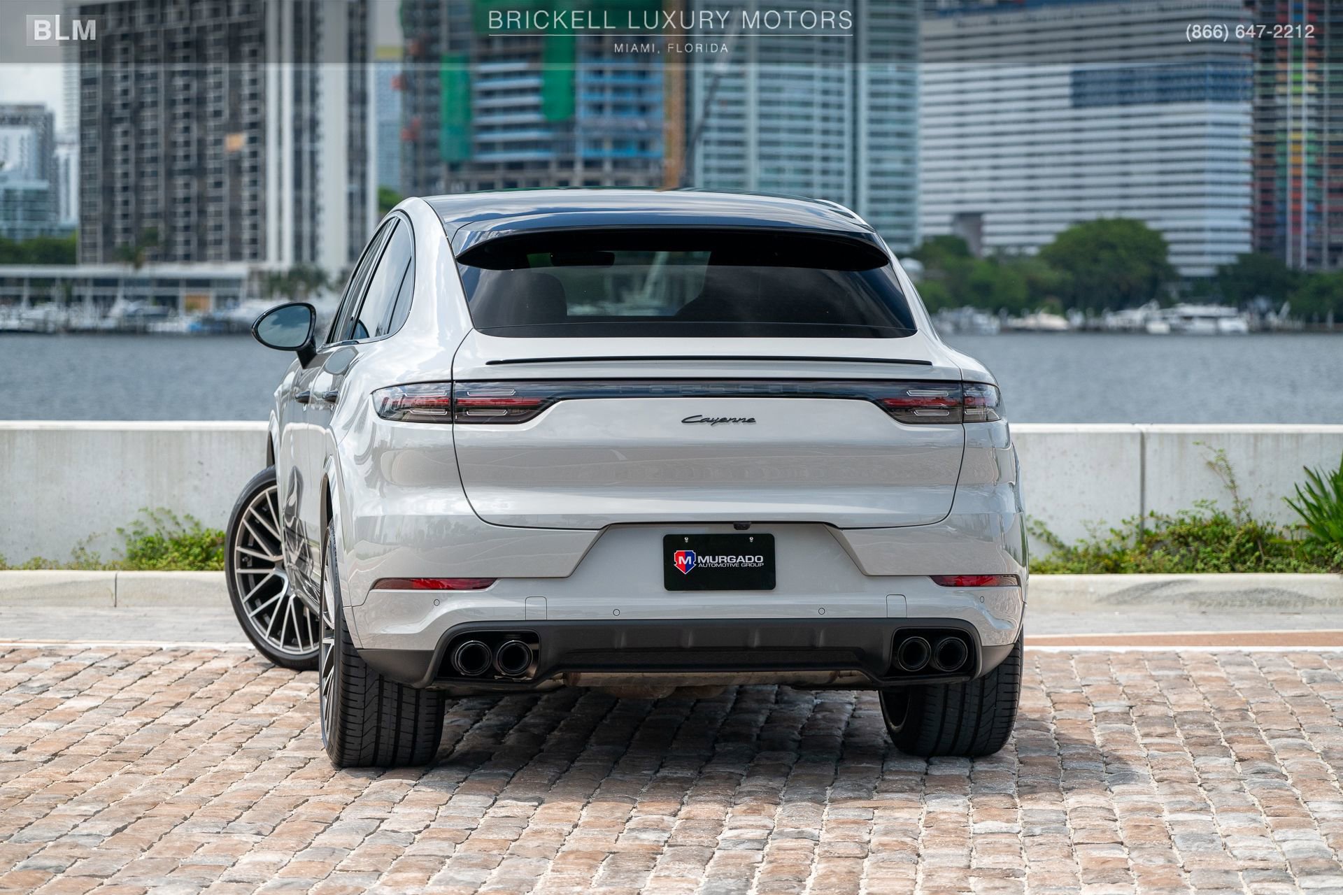 Used 2022 Porsche Cayenne Coupe AWD/4WD image 3