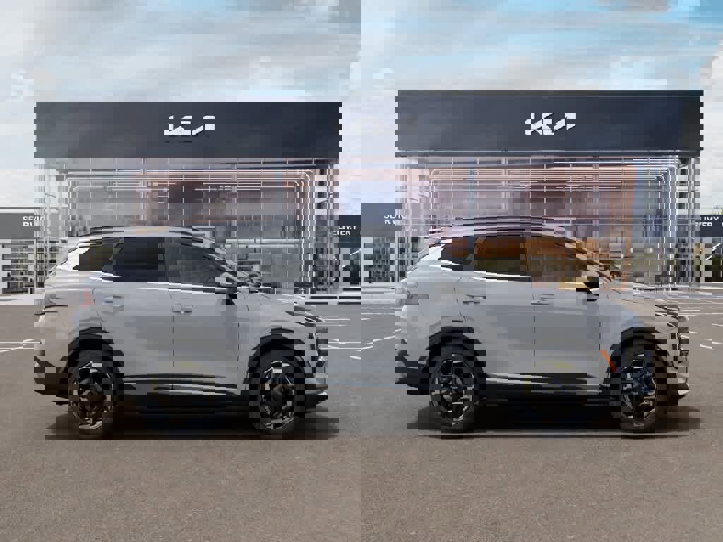 New 2026 Kia Sportage EX image 7