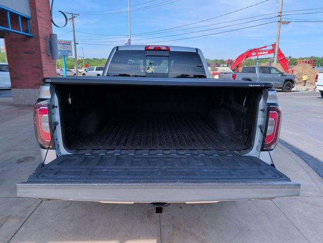 Used 2017 GMC Sierra 1500 Denali w/ Denali Ultimate Package AWD/4WD image 9