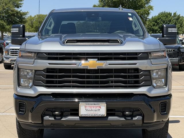 Used 2024 Chevrolet Silverado 2500 Custom w/ Custom Value Package AWD/4WD image 8