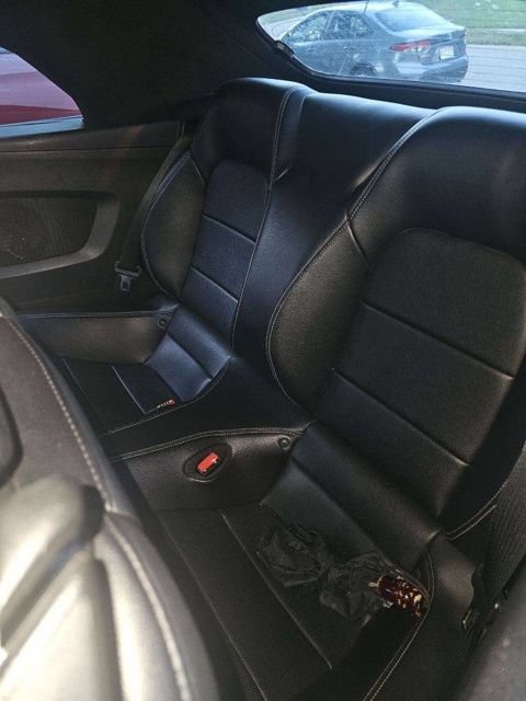 Used 2016 Ford Mustang Premium RWD image 9