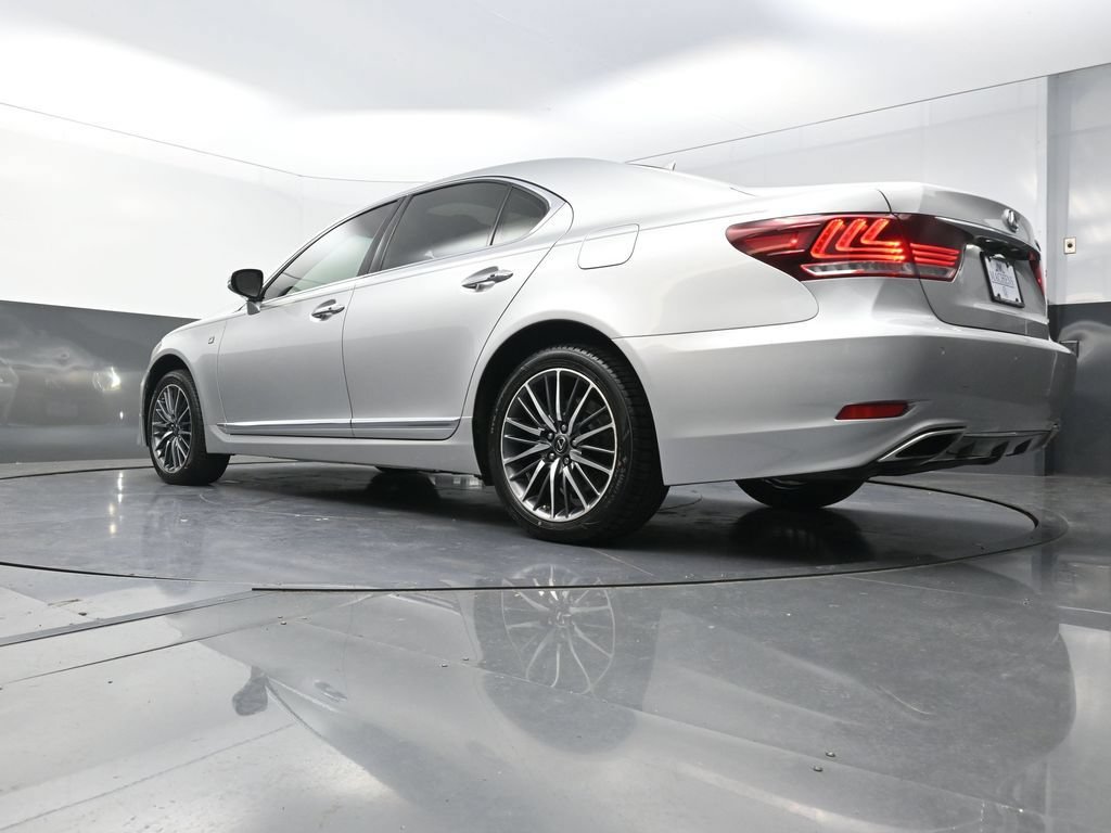 Used 2013 Lexus LS 460 AWD w/ F-Sport Pkg image 28