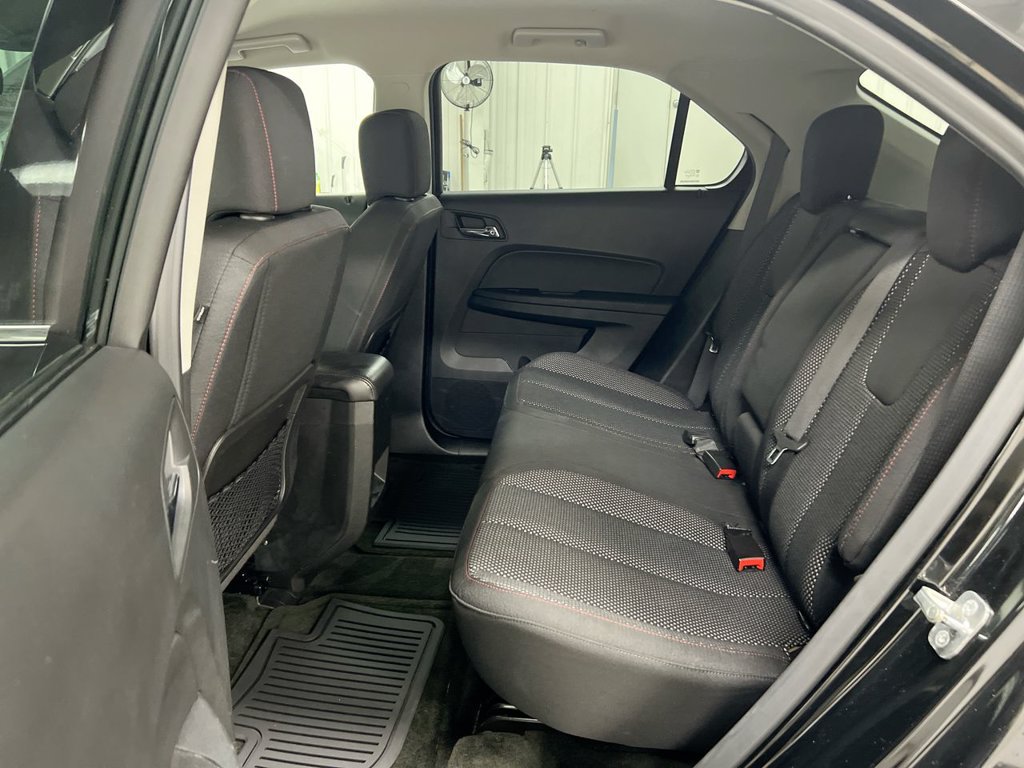 Used 2017 Chevrolet Equinox LT w/ Convenience Package AWD/4WD image 22